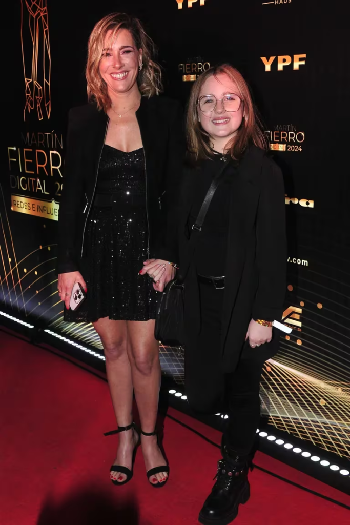 image-43-683x1024 MARTÍN FIERRO DIGITAL 2024: LOS MEJORES LOOKS DE LOS INFLUENCERS EN LA ALFOMBRA ROJA
