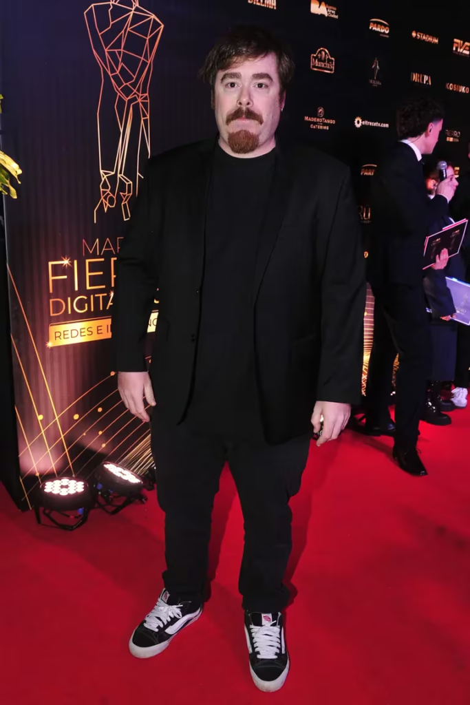 image-54-683x1024 MARTÍN FIERRO DIGITAL 2024: LOS MEJORES LOOKS DE LOS INFLUENCERS EN LA ALFOMBRA ROJA