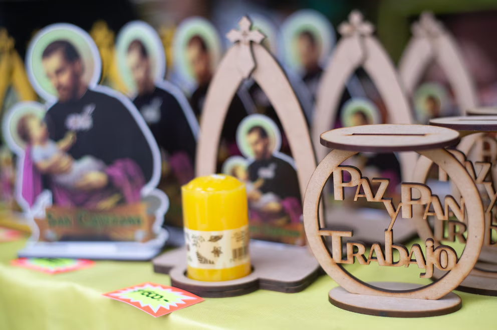 image-8 SAN CAYETANO: LA VIDA DEL SANTO AL QUE MILES LE PIDEN Y AGRADECEN