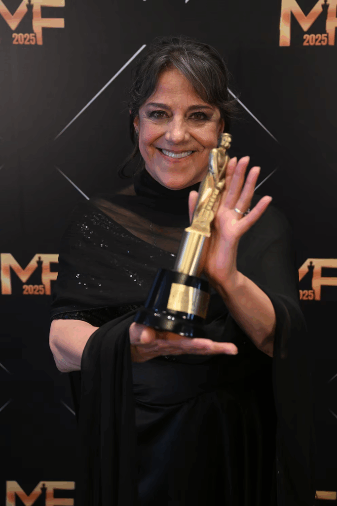 image-36-683x1024 SANTIAGO DEL MORO SE LLEVÓ EL ORO EN LOS PREMIOS MARTÍN FIERRO 2025: TODOS LOS GANADORES