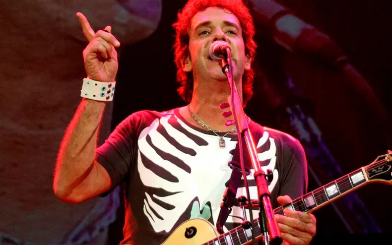 image-5 SE CUMPLEN 11 AÑOS DE LA MUERTE DEL GRAN GUSTAVO CERATI
