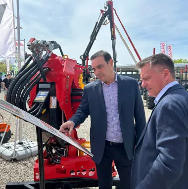 image-11 VALDÉS ESTARÁ HOY EN LA REUNIÓN DE GOBERNADORES CON MILEI