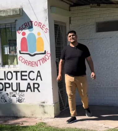 image-8 CORRENTINO QUIERE ENTRAR A GRAN HERMANO Y DONAR EL PREMIO A LA BIBLIOTECA DEL BARRIO