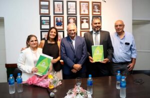 89re798w4g-01-768x505