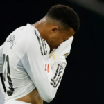 Hinchas del Real Madrid juntan firmas online para que se vaya Mbappé