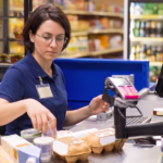 Hoy es el Día del Empleado de Comercio: para quiénes es feriado