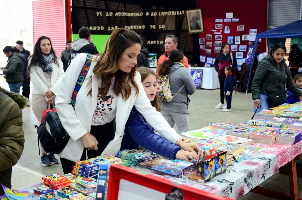 Arrancó la Fiesta del Libro, la Educación y la Cultura en Bella Vista con propuestas para toda la comunidad